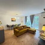 A 2bd Apartment